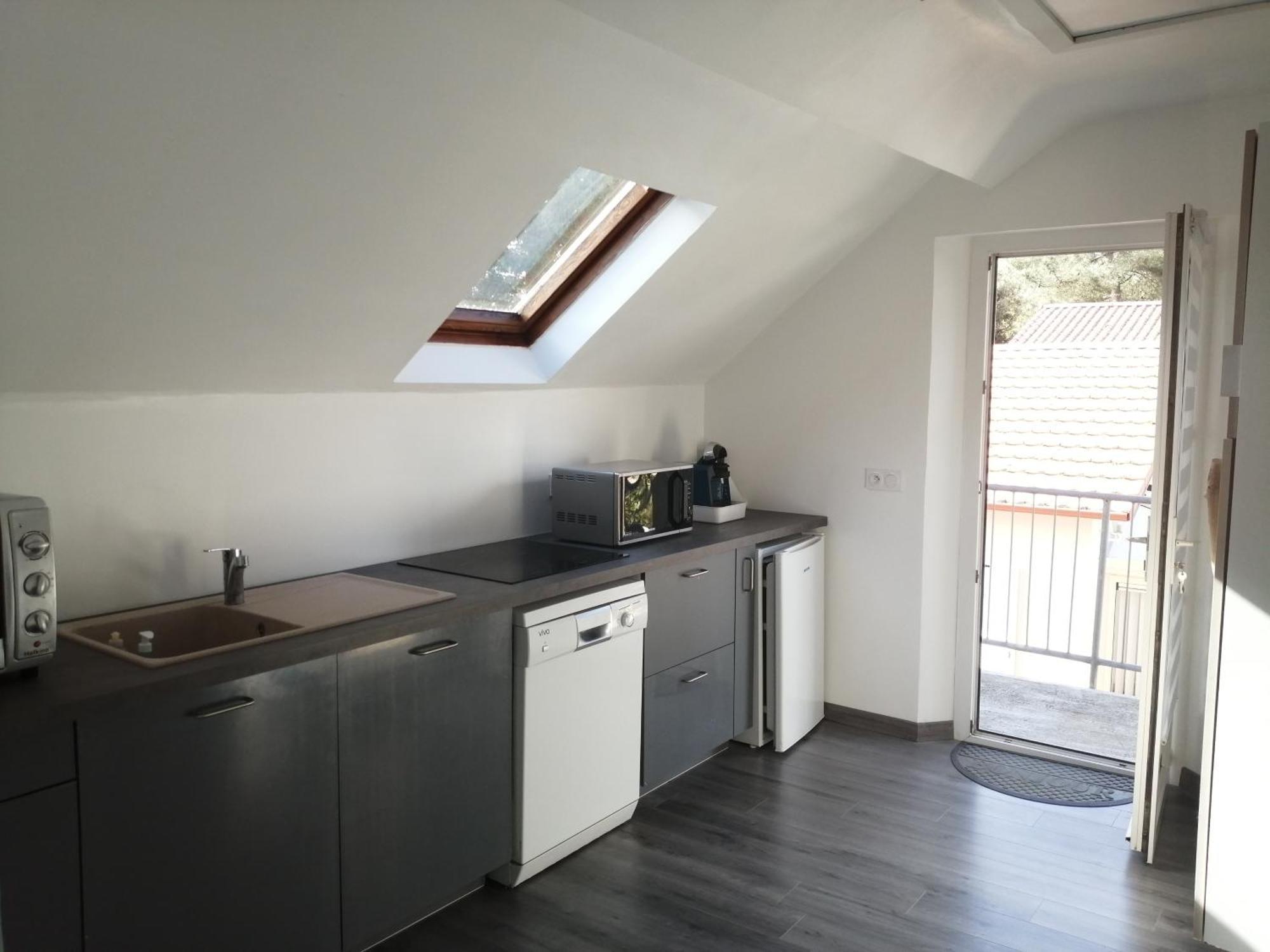 Apartment De La *