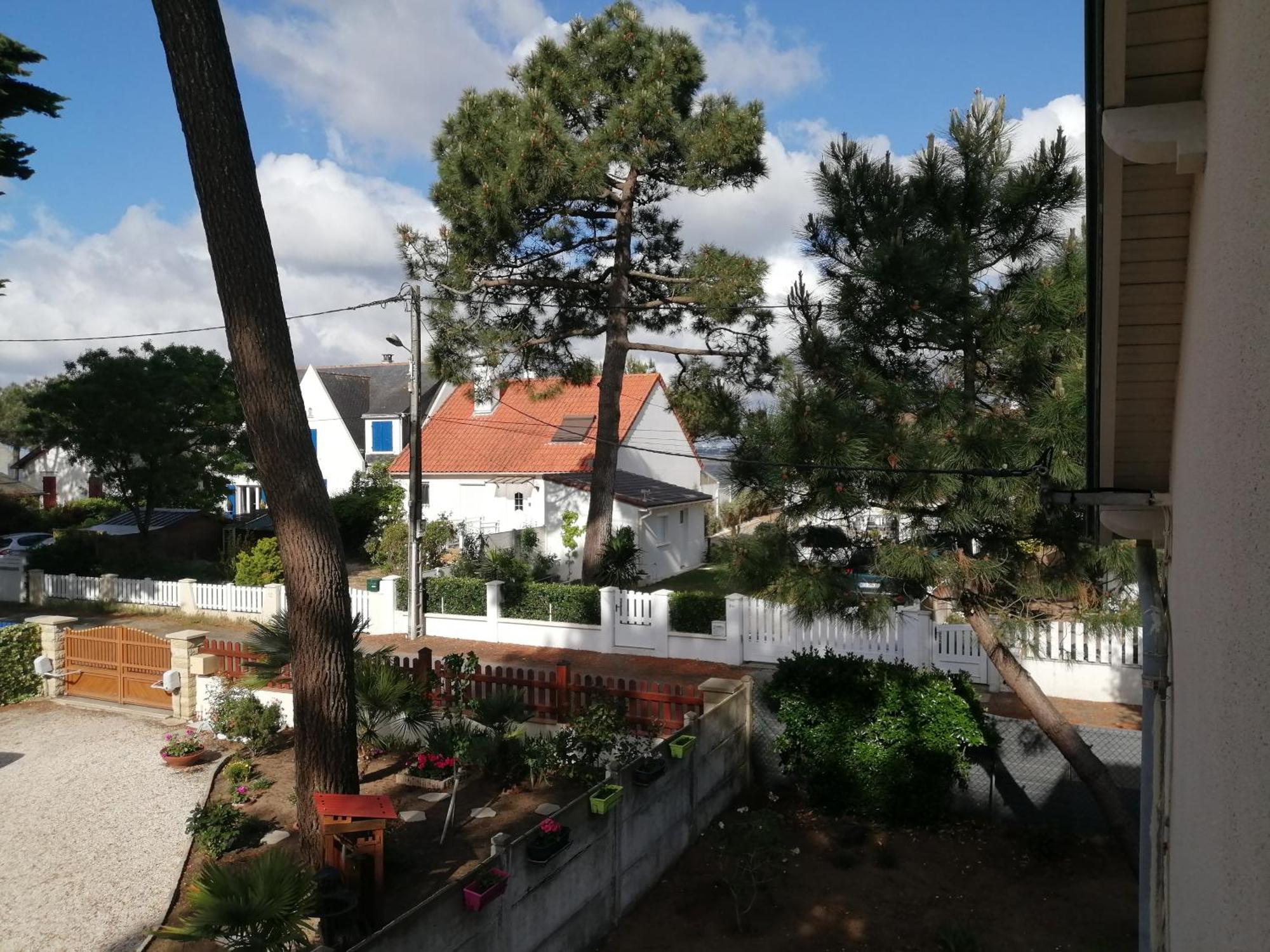 De La Apartment *